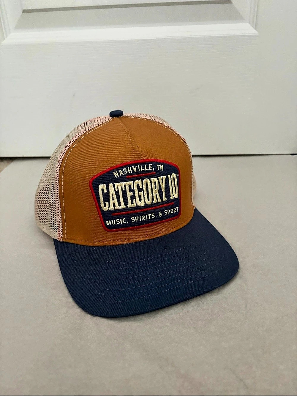 Category 5 Tricolor Hat Trucker Hat in Brown & Blue NWT